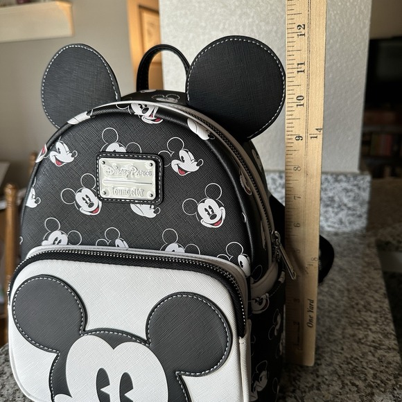 Disney Parks Loungefly Black White Mickey Mini Backpack 2025 Classic NWT NEW Tag - Picture 15 of 15